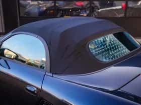 Porsche Boxster (2004) thumbnail 30