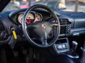 Porsche Boxster (2004) thumbnail 4