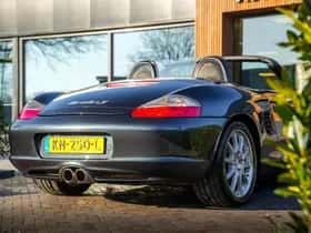 Porsche Boxster (2004) thumbnail 10