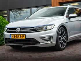 Volkswagen Passat (2015) thumbnail 13
