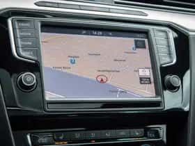 Volkswagen Passat (2015) thumbnail 15