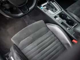 Volkswagen Passat (2015) thumbnail 22