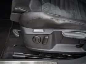 Volkswagen Passat (2015) thumbnail 24