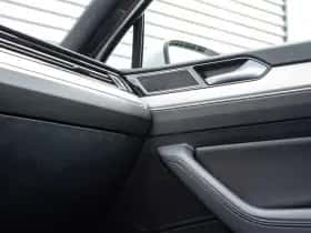 Volkswagen Passat (2015) thumbnail 25