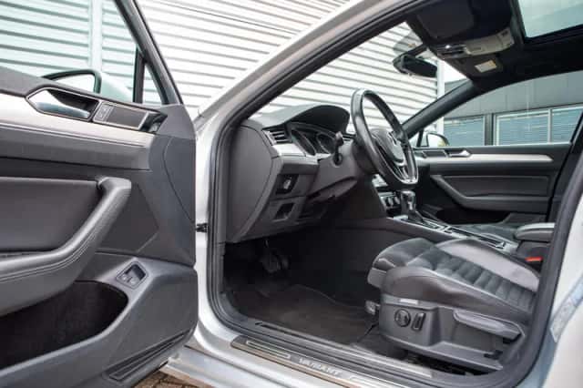 Volkswagen Passat (2015) thumbnail 6