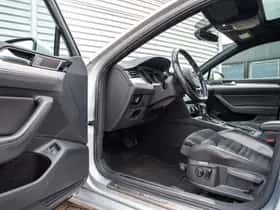 Volkswagen Passat (2015) thumbnail 6