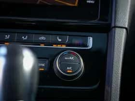 Volkswagen Golf (2017) thumbnail 17
