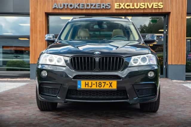 BMW X3 (2014) thumbnail 2