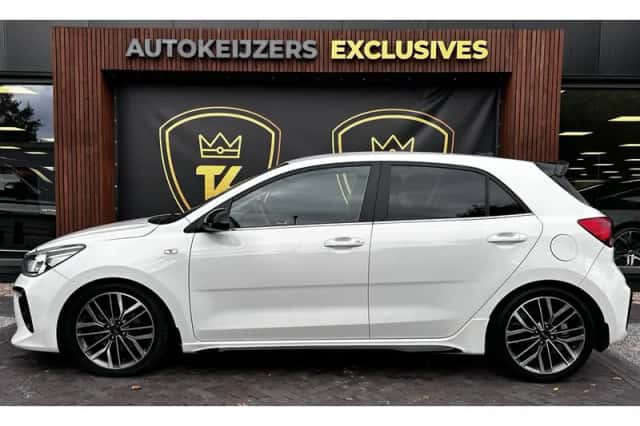 Kia Rio (2020) thumbnail 5