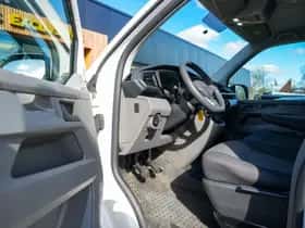 Volkswagen Transporter (2021) thumbnail 13