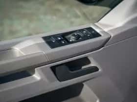 Volkswagen Transporter (2021) thumbnail 14
