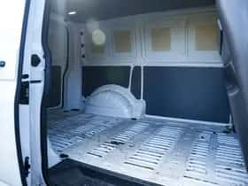 Volkswagen Transporter (2021) thumbnail 10