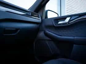 Ford Kuga (2021) thumbnail 24