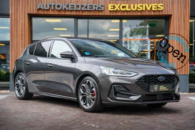 Ford Focus (2024) thumbnail 1