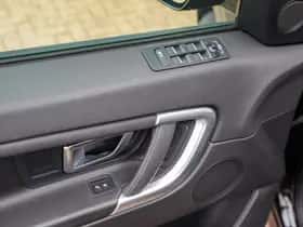 Land Rover Discovery Sport (2017) thumbnail 14