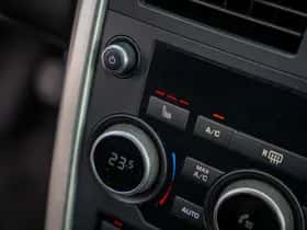 Land Rover Discovery Sport (2017) thumbnail 17