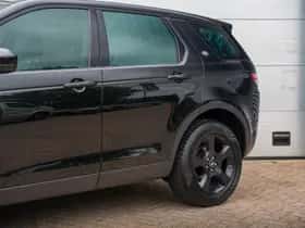 Land Rover Discovery Sport (2017) thumbnail 29