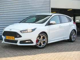 Ford Focus (2016) thumbnail 11