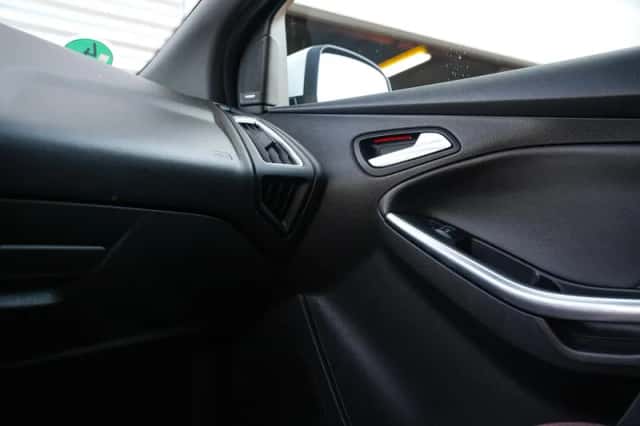Ford Focus (2016) thumbnail 6