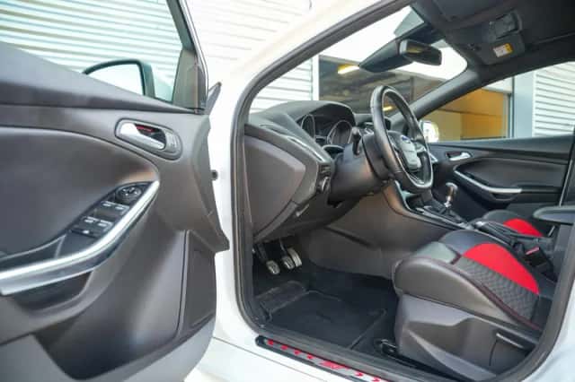 Ford Focus (2016) thumbnail 6