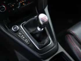 Ford Focus (2016) thumbnail 6