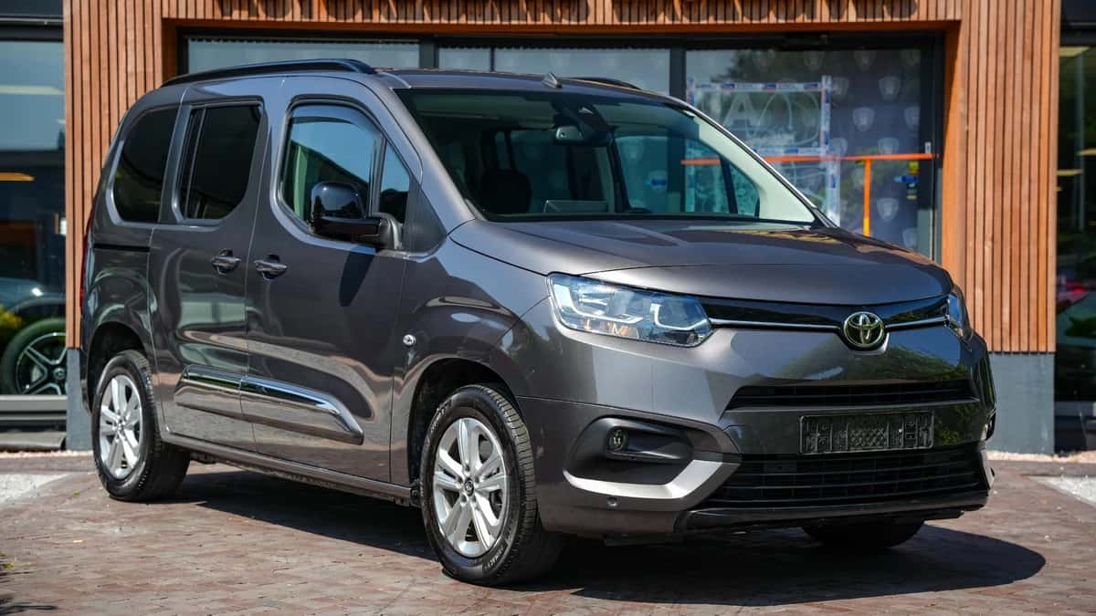 Toyota Proace (2024) — foto 1