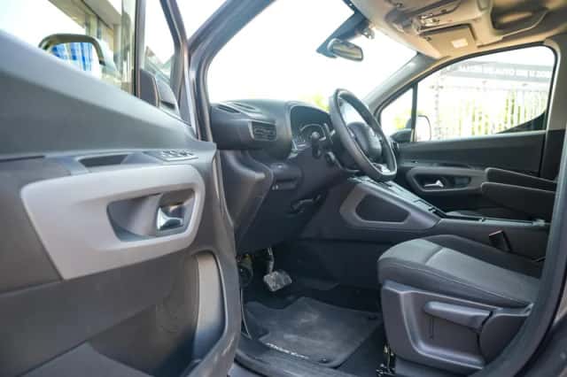Toyota Proace (2024) thumbnail 6