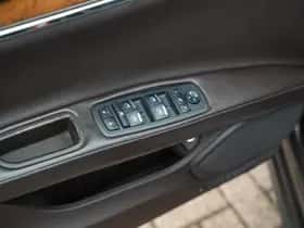 Maserati Quattroporte (2013) thumbnail 14