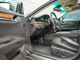 Maserati Quattroporte (2013) thumbnail 6