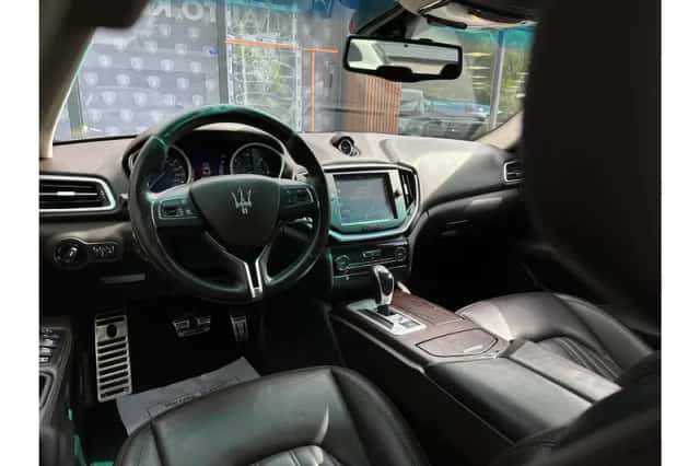 Maserati Ghibli (2015) thumbnail 2