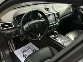 Maserati Ghibli (2015) thumbnail 15