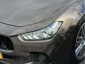Maserati Ghibli (2015) thumbnail 9