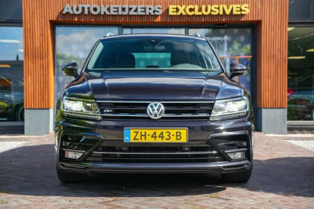 Volkswagen Tiguan (2019) thumbnail 3