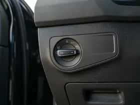 Volkswagen Tiguan (2019) thumbnail 21