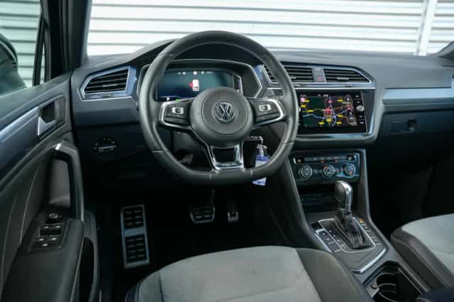 Volkswagen Tiguan (2019) thumbnail 4