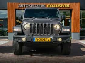 Jeep Gladiator (2024) thumbnail 3
