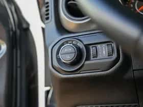Jeep Gladiator (2024) thumbnail 22