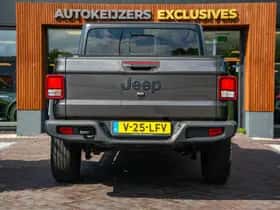 Jeep Gladiator (2024) thumbnail 9