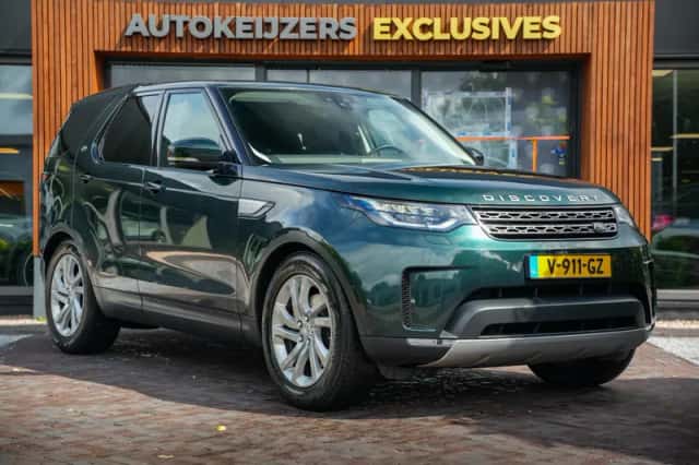 Land Rover Discovery (2017) thumbnail 1
