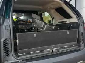 Land Rover Discovery (2017) thumbnail 28