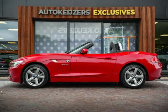 BMW Z4 (2012) thumbnail 5