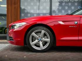BMW Z4 (2012) thumbnail 10