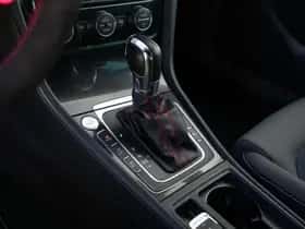 Volkswagen Golf (2013) thumbnail 15