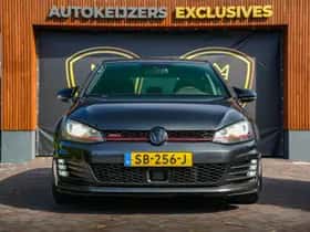 Volkswagen Golf (2013) thumbnail 3