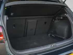 Volkswagen Golf (2013) thumbnail 24