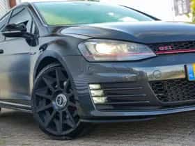 Volkswagen Golf (2013) thumbnail 32