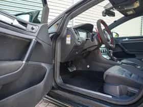 Volkswagen Golf (2013) thumbnail 6
