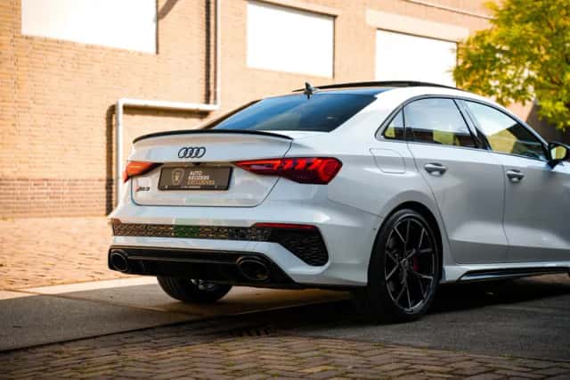 Audi RS3 (2023) thumbnail 5