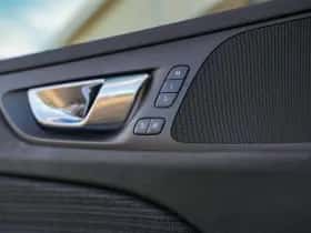 Volvo V60 (2021) thumbnail 25