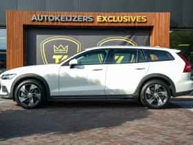 Volvo V60 (2021) thumbnail 5